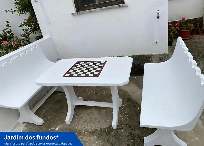 W.h.house * Atouguia Da Baleia