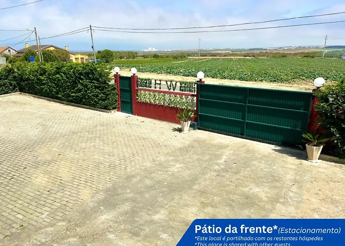 Séjour chez l'habitant W.h.house Atouguia Da Baleia